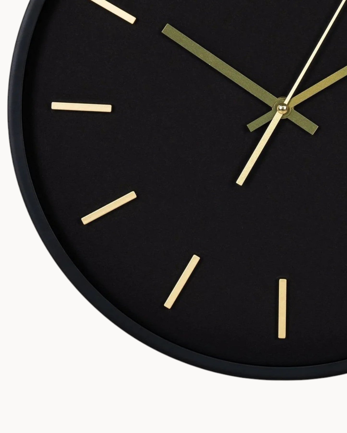 Camden Silent Round Wall Clock – Black, 35 cm Diameter