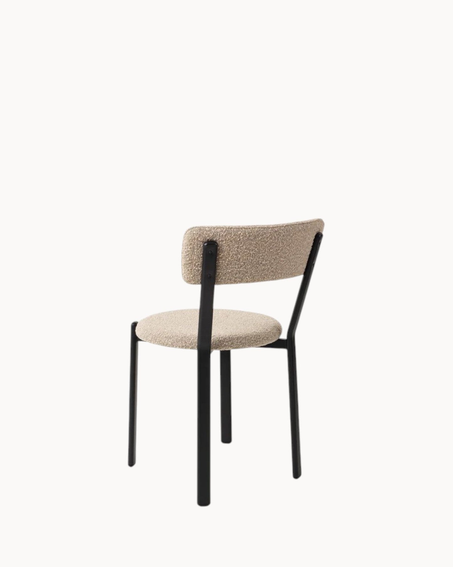 Obu Comfort Dining Chair – Bouclé Upholstery with Metal Frame, Dimensions: 81 x 47 x 52 cm
