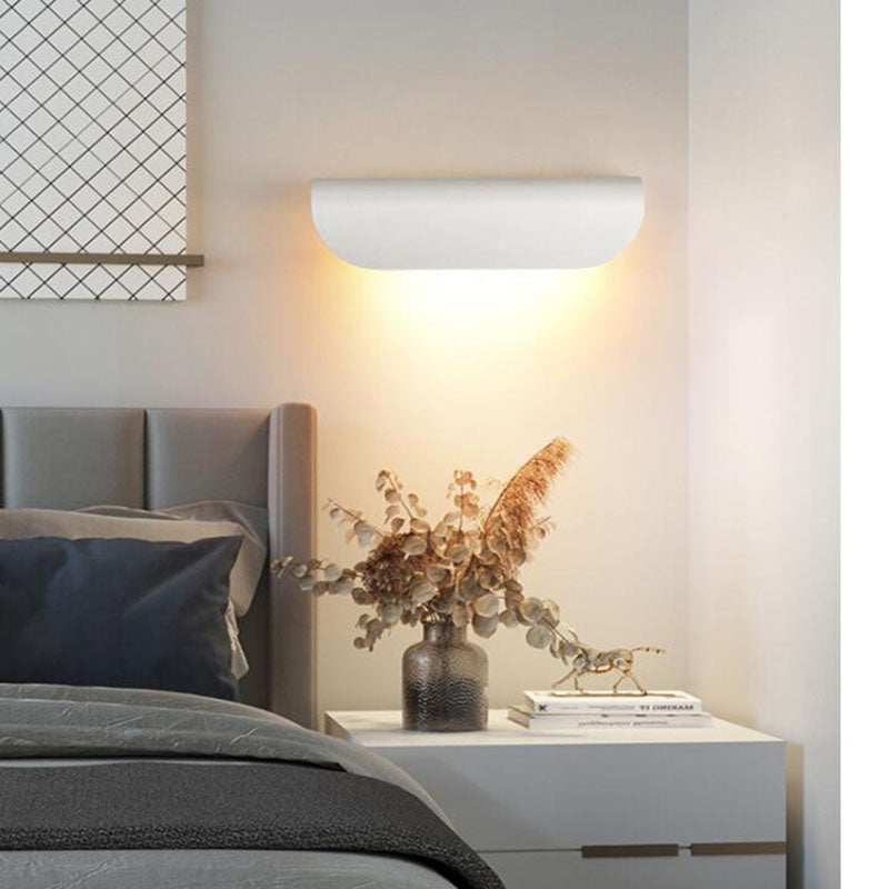 Ray Modern LED Wall Light - Versatile Indoor/Outdoor Fixture in White/Black for Garden and Hallway