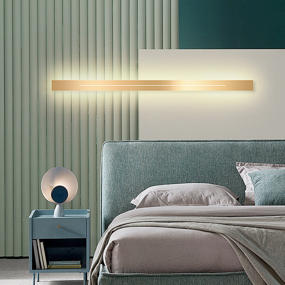 Arisha Contemporary LED Wall Light - Metal and Acrylic for Living Room and Bedroom