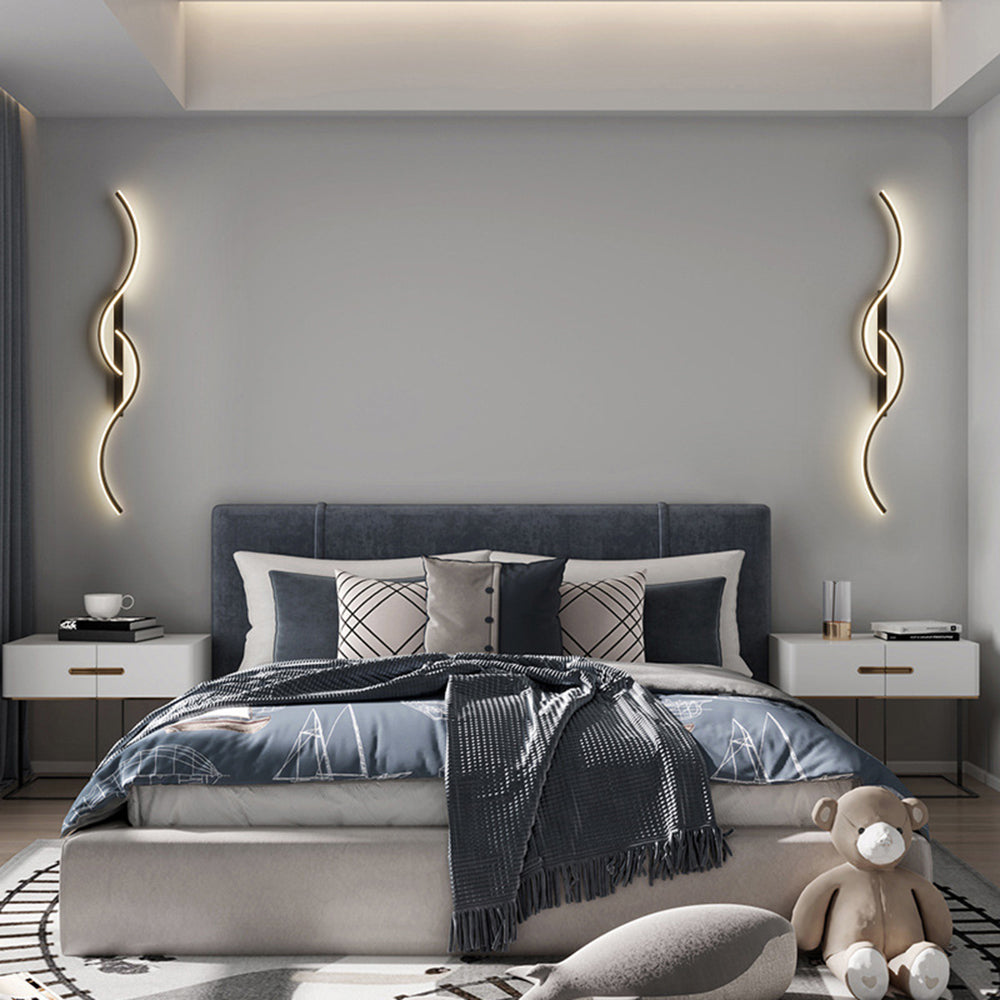 Arisha Contemporary LED Indoor Wall Light - Linear Design in Black and White
