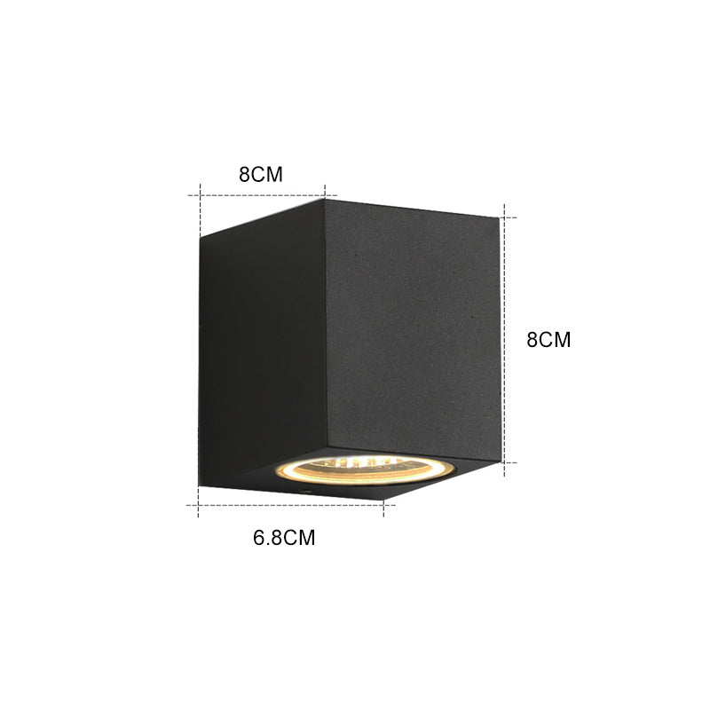 Ray Contemporary Rectangular LED Outdoor Wall Light - Metal and Glass for Corridors and Gardens