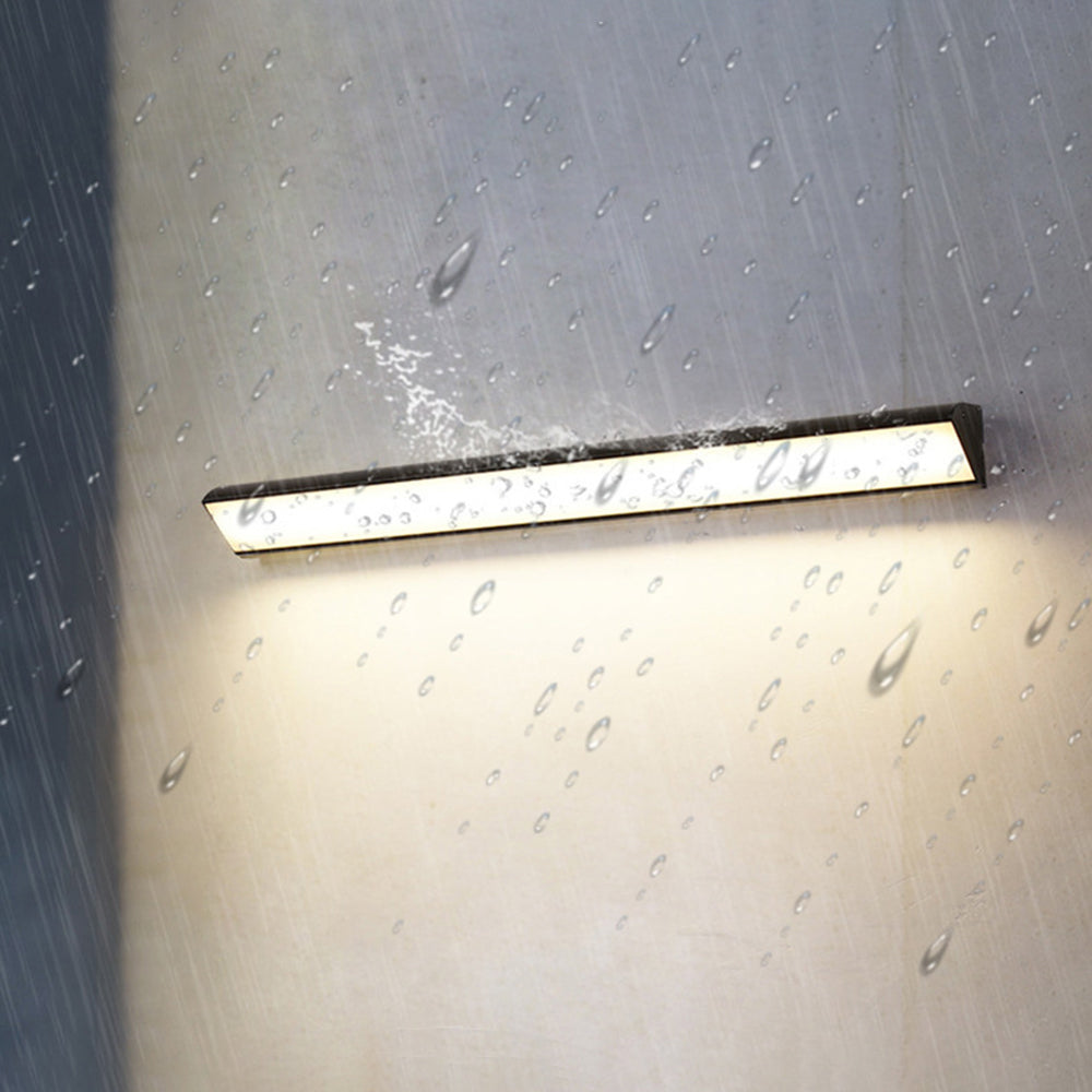 Arisha Black Minimalist Dense Outdoor Wall Light for Bathroom and Hallway
