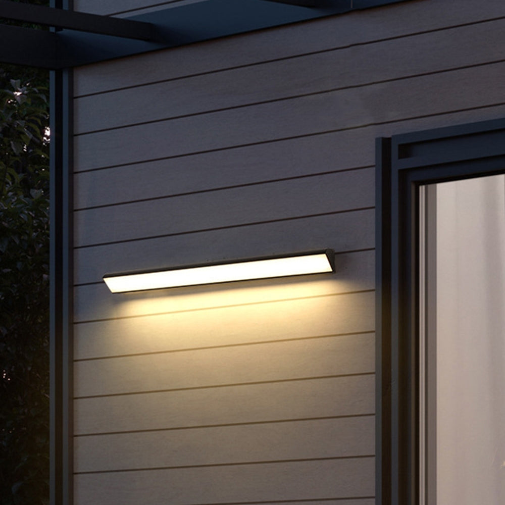 Arisha Black Minimalist Dense Outdoor Wall Light for Bathroom and Hallway