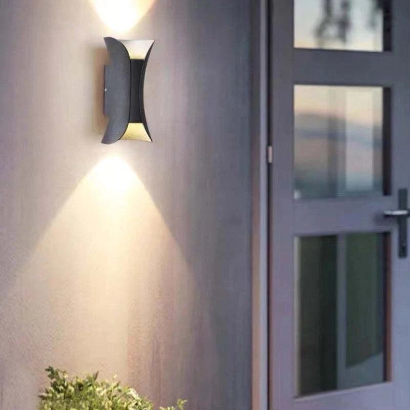 Ray Design Curved LED Outdoor Wall Light - Gold, Black, White Metal for Garden and Hall