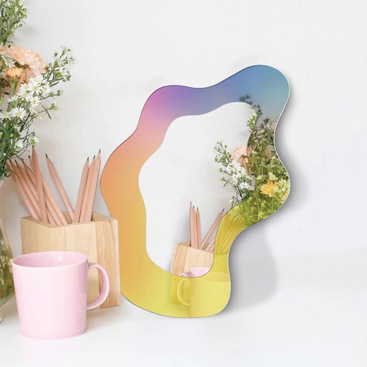 Curved Cosmic Reflection Mirror