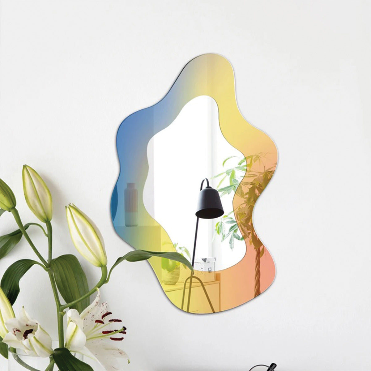 Curved Cosmic Reflection Mirror