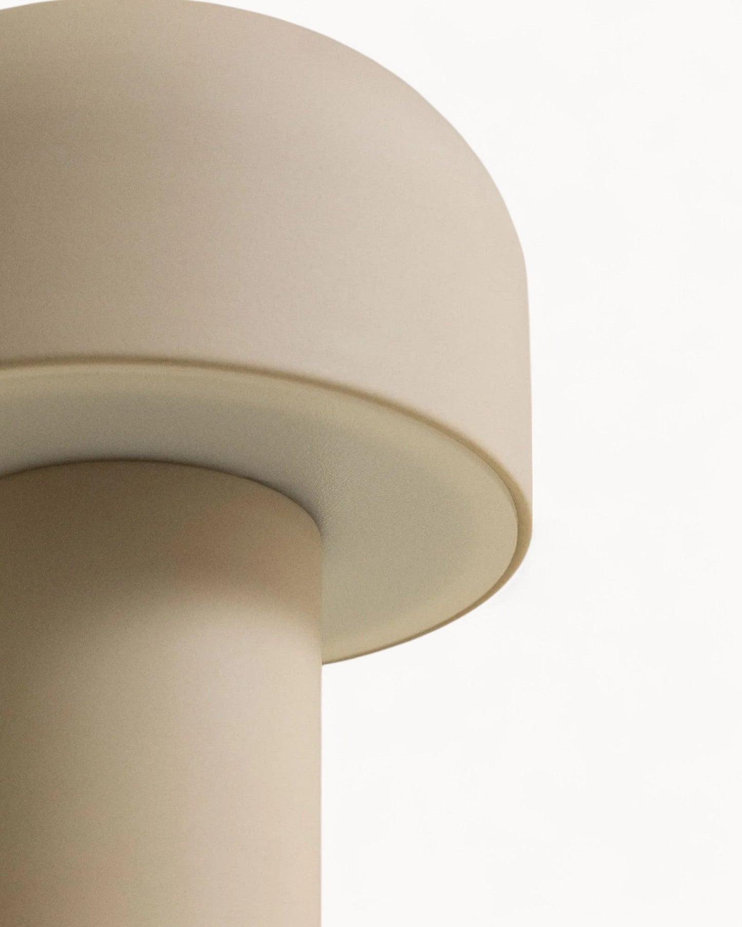 Loentia – Modern 21 cm Cordless LED Table Lamp
