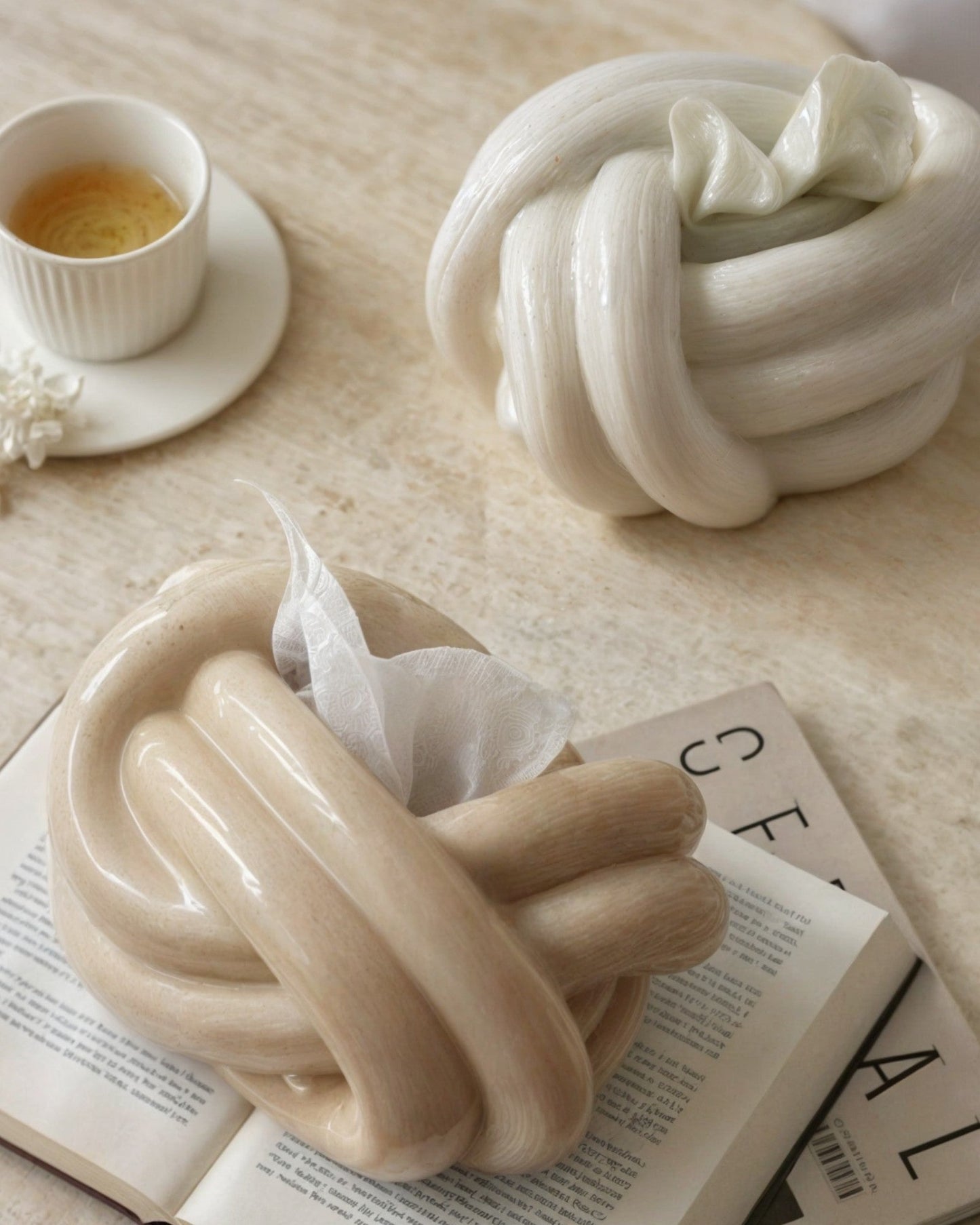 Knot Tissue Box with Ceramic Cover – Sleek Modern Minimalist Design for Your Home