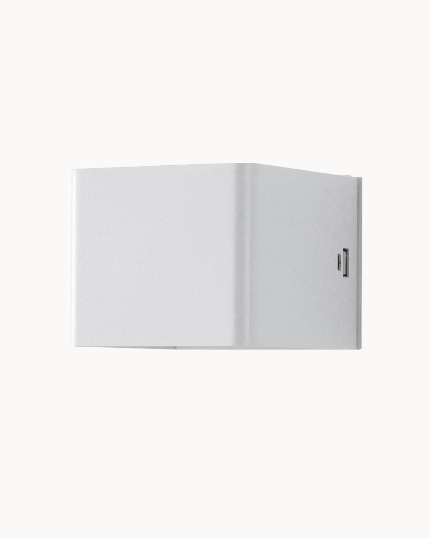Versatile LED Wall Light with Motion Sensor – Rechargeable via USB-C