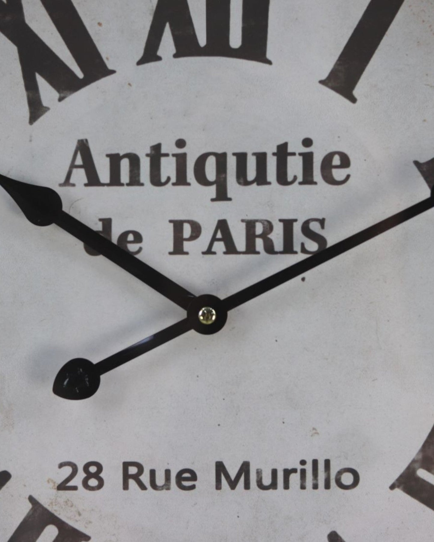 Industrial Style Metal Wall Clock with Rope – Black and Natural – Ø47 cm