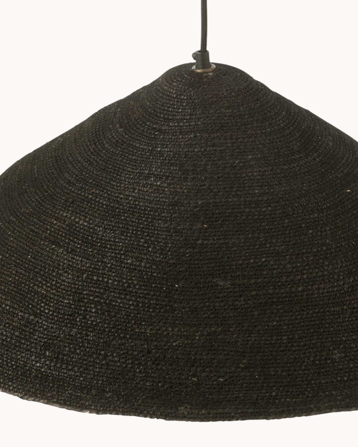 J-Line Black Pendant Lamp – 60 cm Moonj Grass – Natural Design