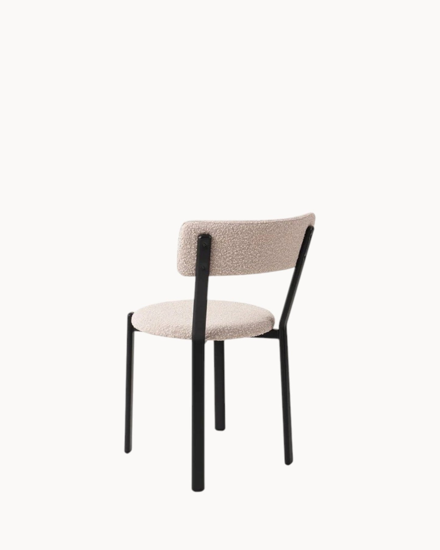 Obu Comfort Dining Chair – Bouclé Upholstery with Metal Frame, Dimensions: 81 x 47 x 52 cm