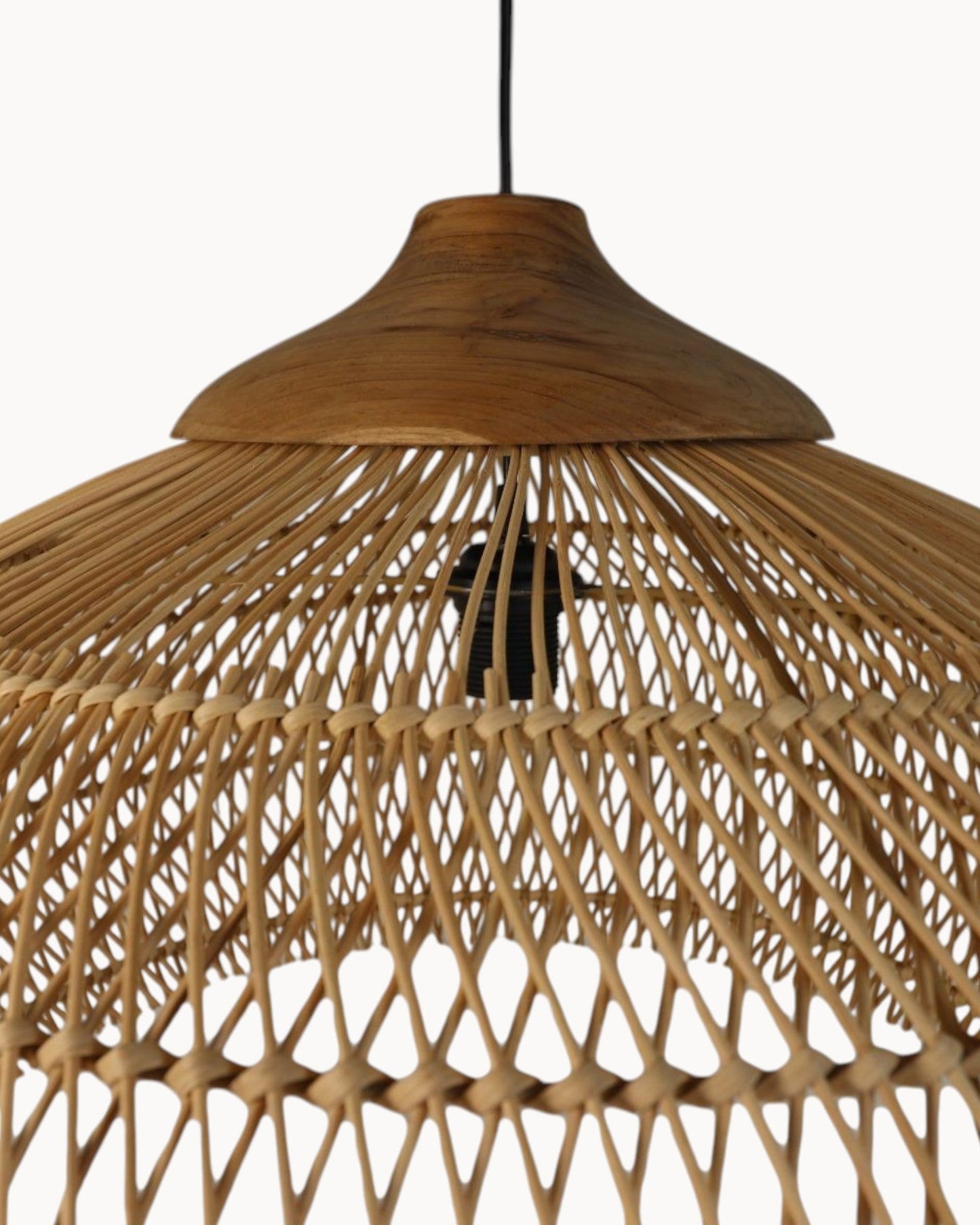 HSM Collection – Ø65 cm Natural Glow Pendant Light in Rattan and Teak