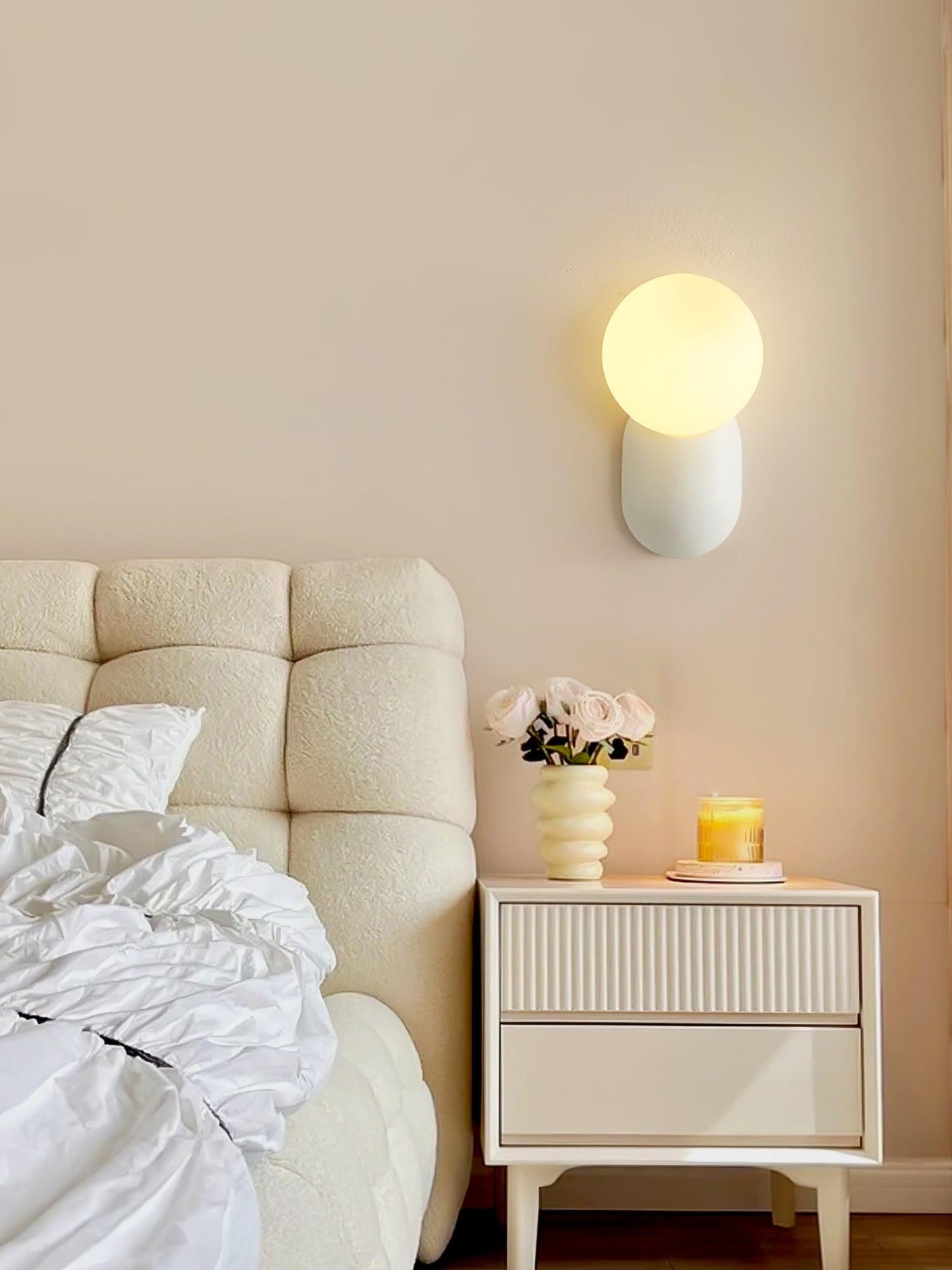 Lunara Minimalist Globe Wall Lamp
