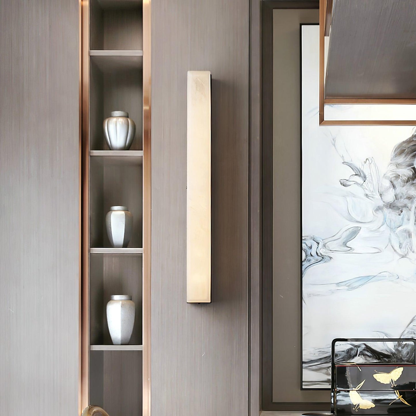 Isen Linear Wall Light in Brass and Alabaster