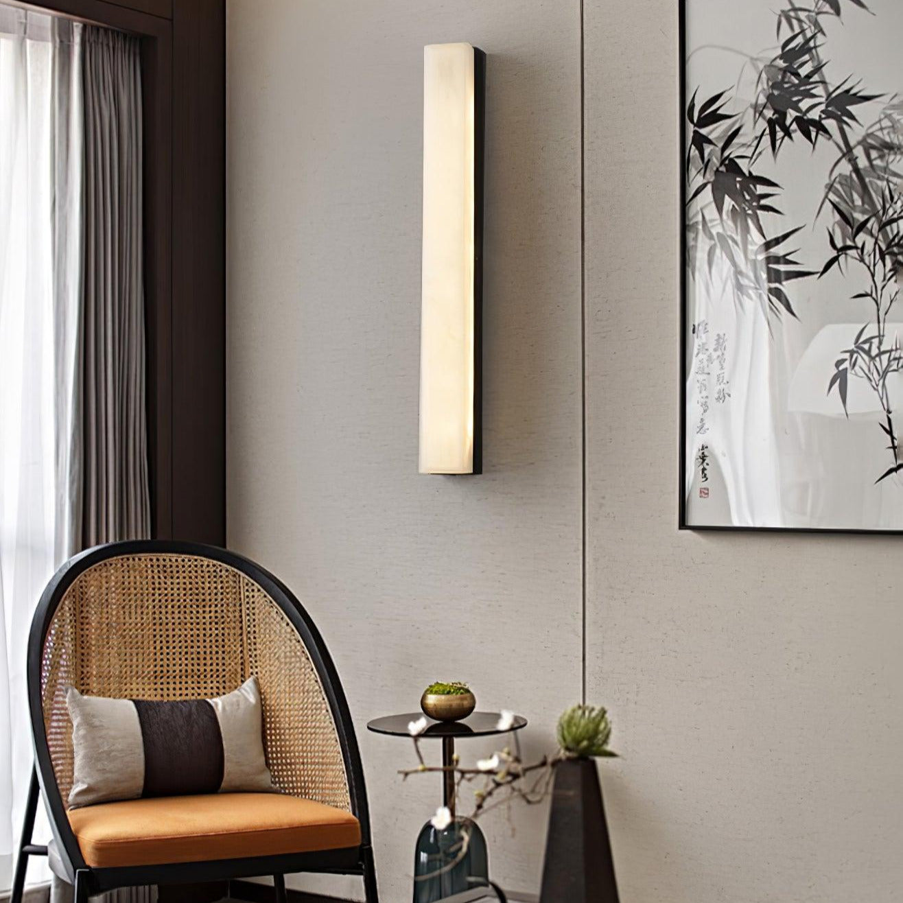 Isen Linear Wall Light in Brass and Alabaster