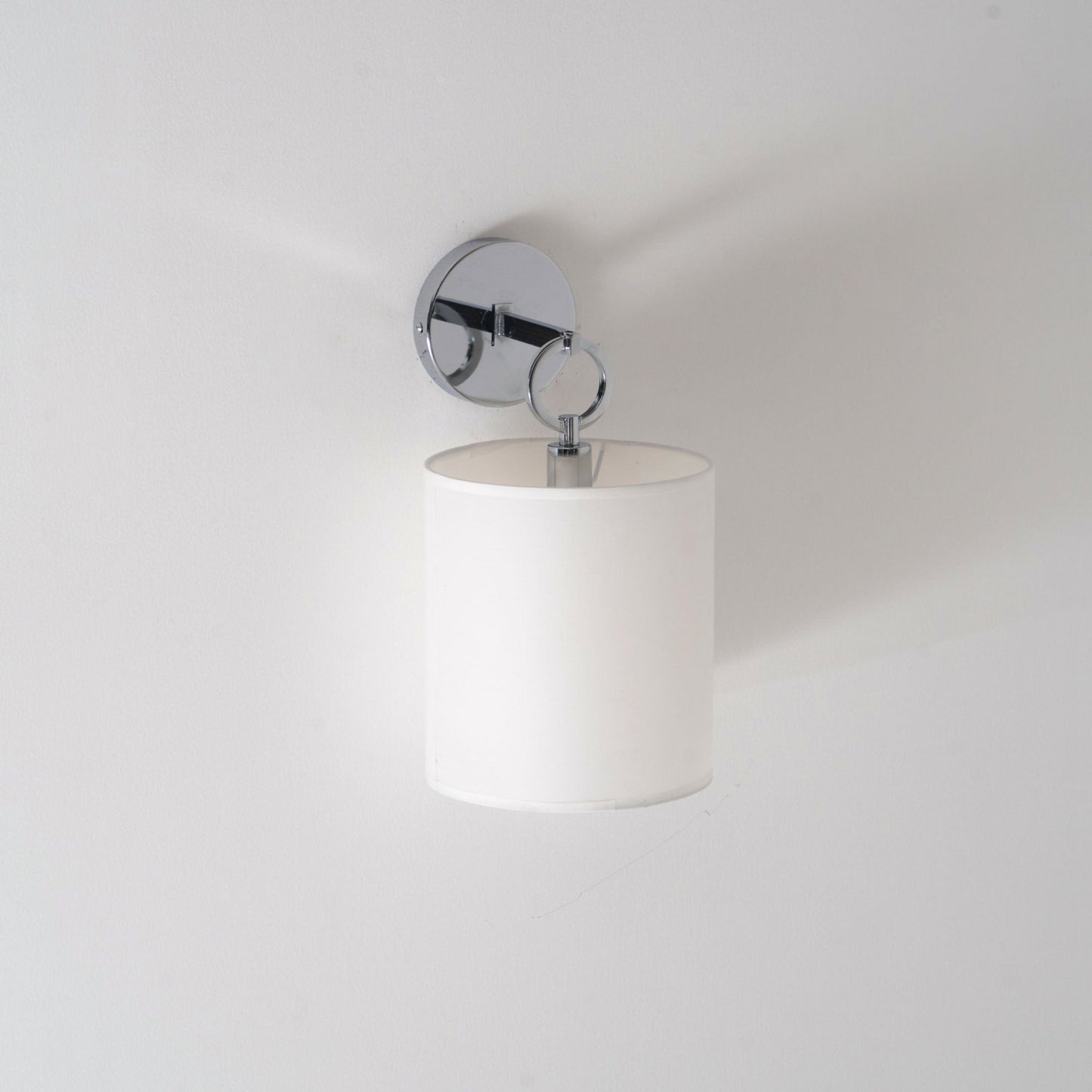 Cylindrical Fabric Shade Iris Wall Lamp in Rustic Country House Design