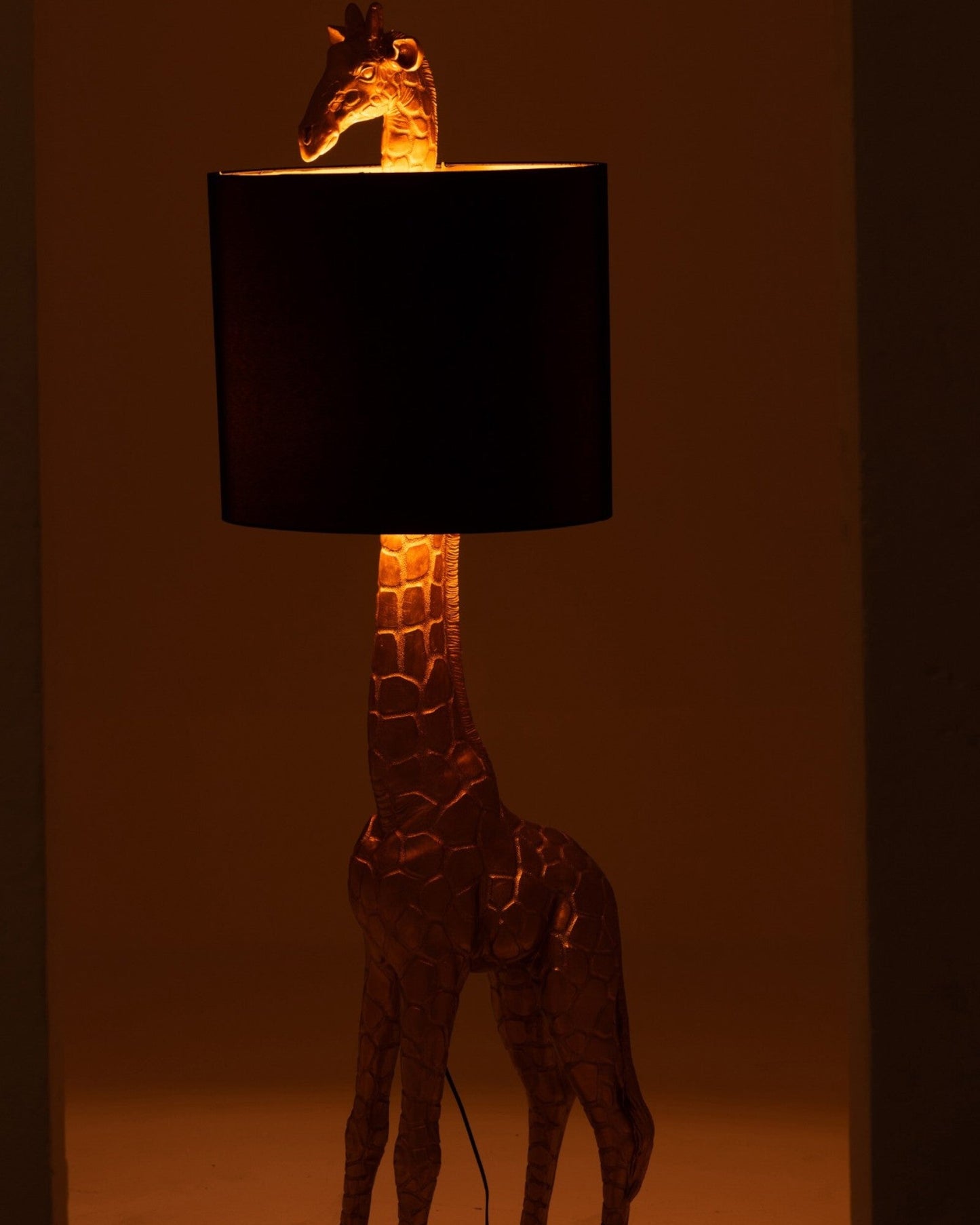 Elegant Black and Gold Golden Giraffe Floor Lamp – 179 cm Tall