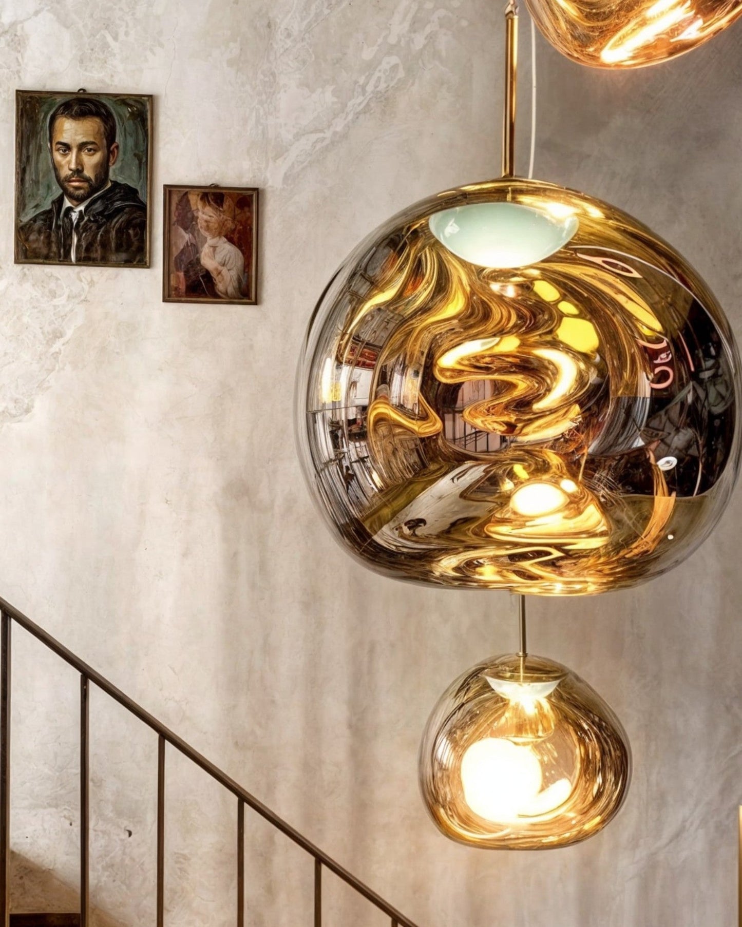 Amber & Gold Glow Pendant Light – Contemporary Acrylic Design