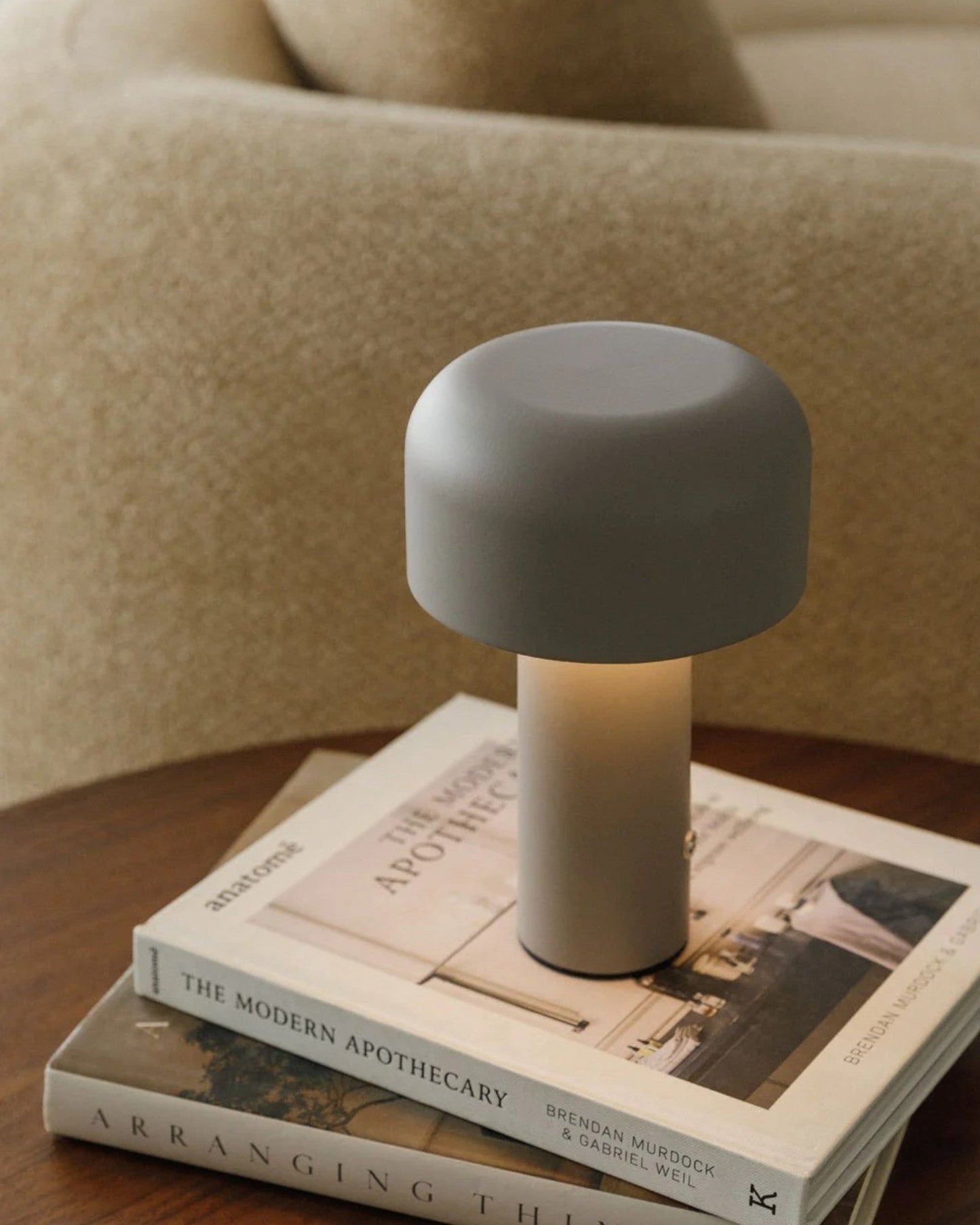 Loentia – Modern 21 cm Cordless LED Table Lamp