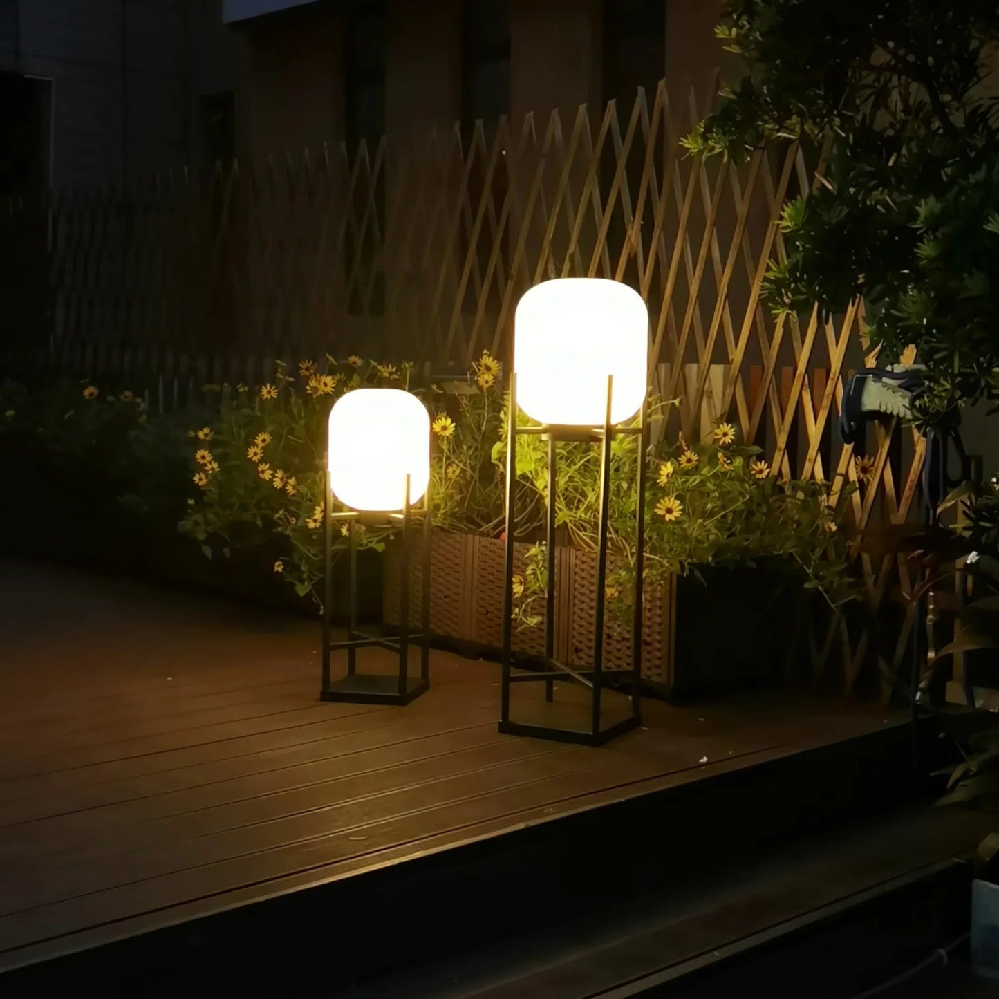 Contemporary Stainless Steel Solar Floor Lamp with 11-15W LED, 36V, 3C Certification