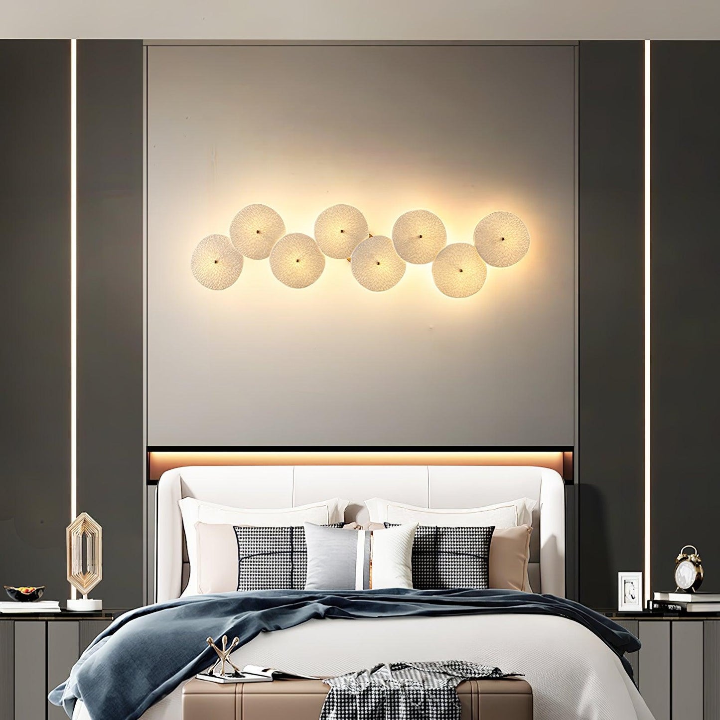 Lotus Leaf Wall Light by Kaivo