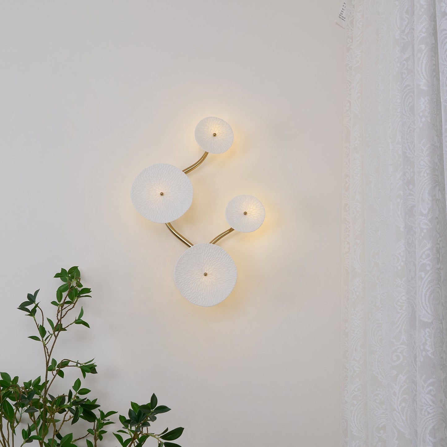 Lotus Leaf Wall Light by Kaivo