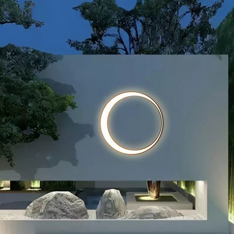Ray Modern Waterproof Wall Light - Black and White for Garden and Outdoor Use