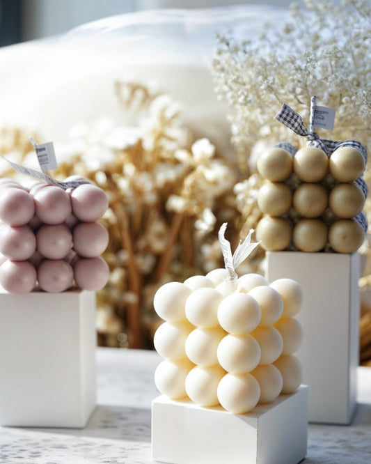 Mint-Scented Off-White Bubble Candle – 6 cm Soy Wax Cube