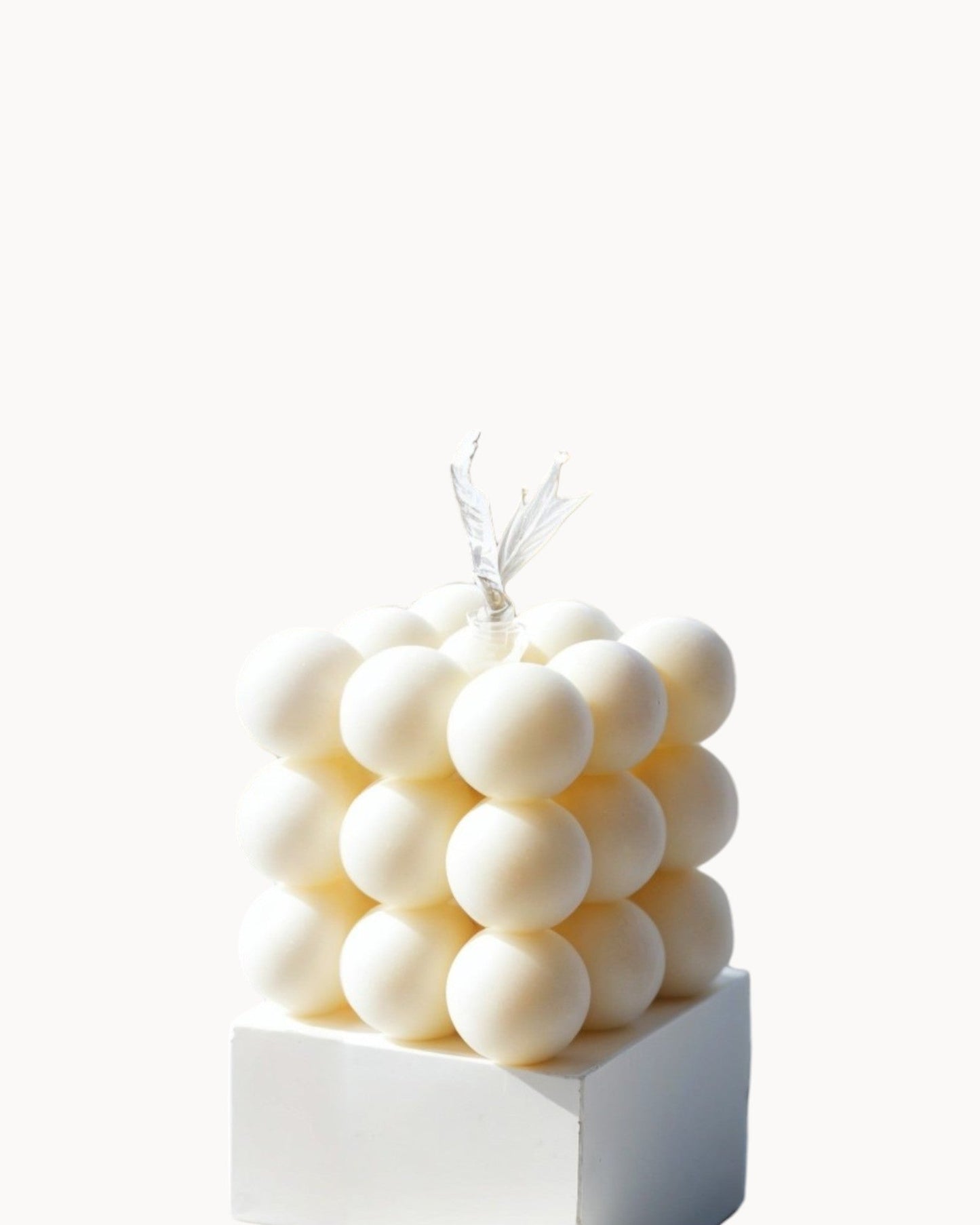 Mint-Scented Off-White Bubble Candle – 6 cm Soy Wax Cube