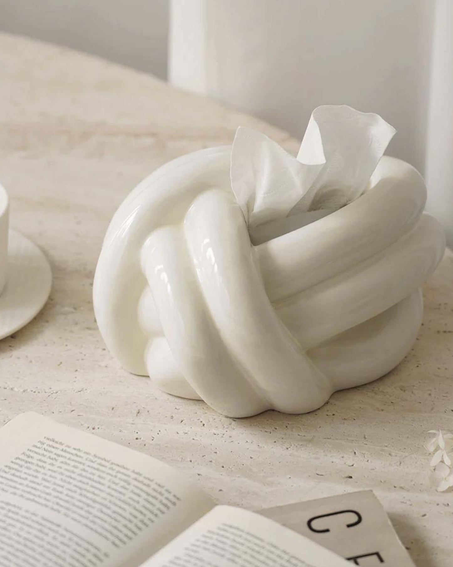 Knot Tissue Box with Ceramic Cover – Sleek Modern Minimalist Design for Your Home
