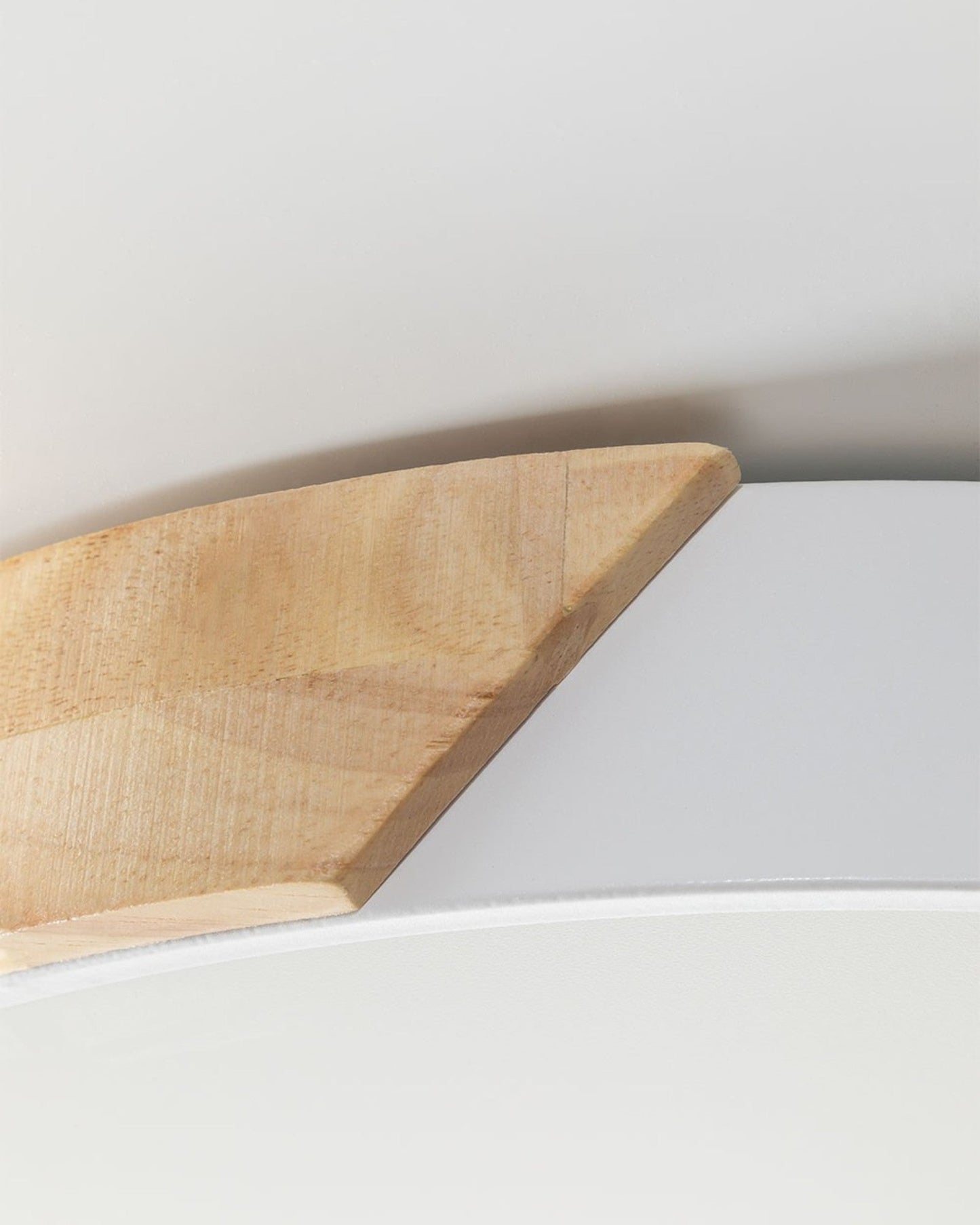 Jan Adjustable CCT LED Ceiling Light – Wood and Iron Design – Diameter 23-40 cm