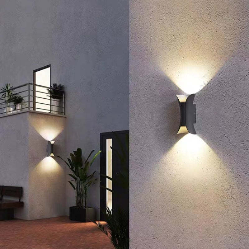 Ray Design Curved LED Outdoor Wall Light - Gold, Black, White Metal for Garden and Hall