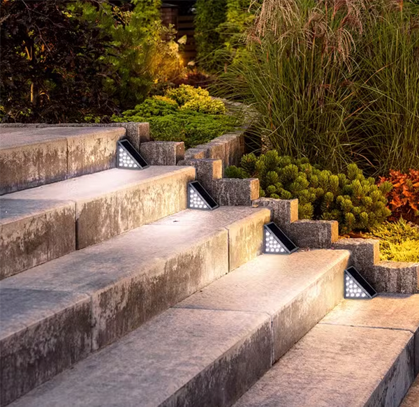 Eco-Friendly Wireless Solar Stair Lights - Automatic On/Off, IP65 Waterproof, 10-Hour Runtime