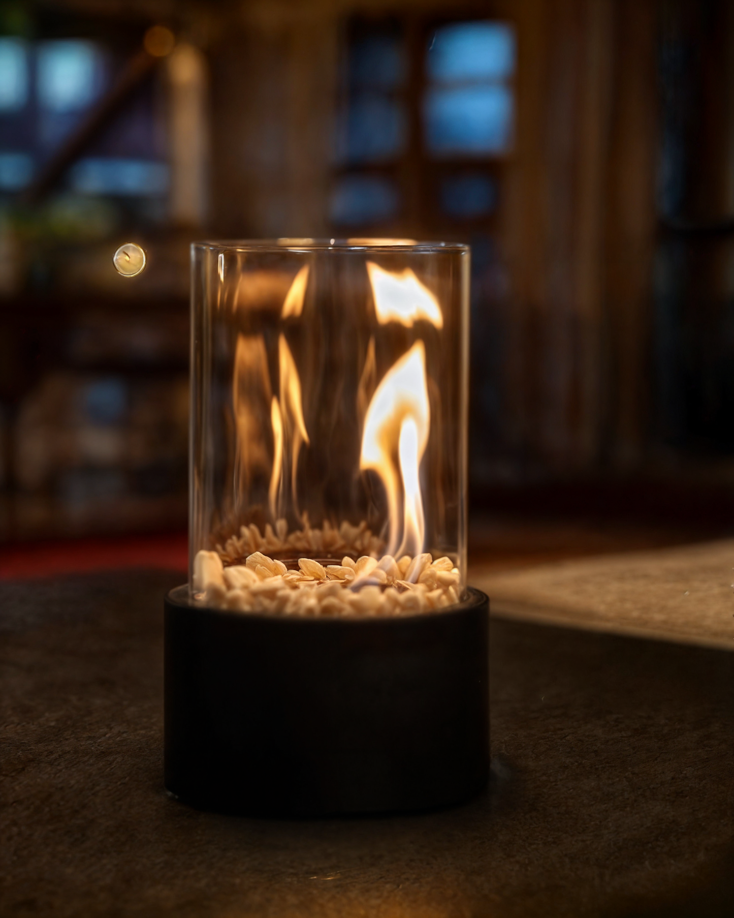Elegant Eternal Flame Oil Lamp - 26x14cm Metal & Glass, Safe Open Flame Design