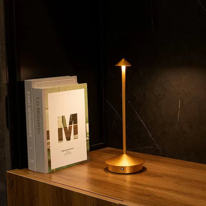 Isolde Marauder Design Table Lamp