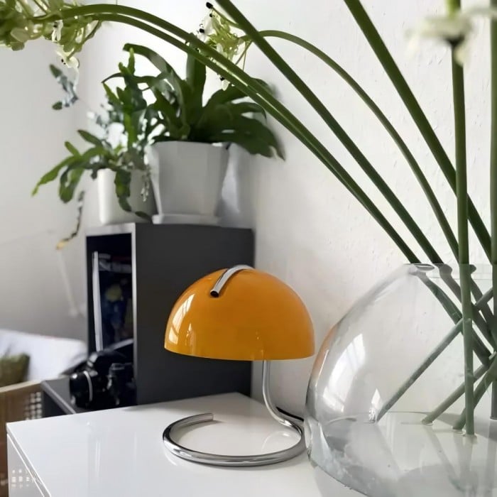 Theo Bauhaus Pudding Glass Table Lamp